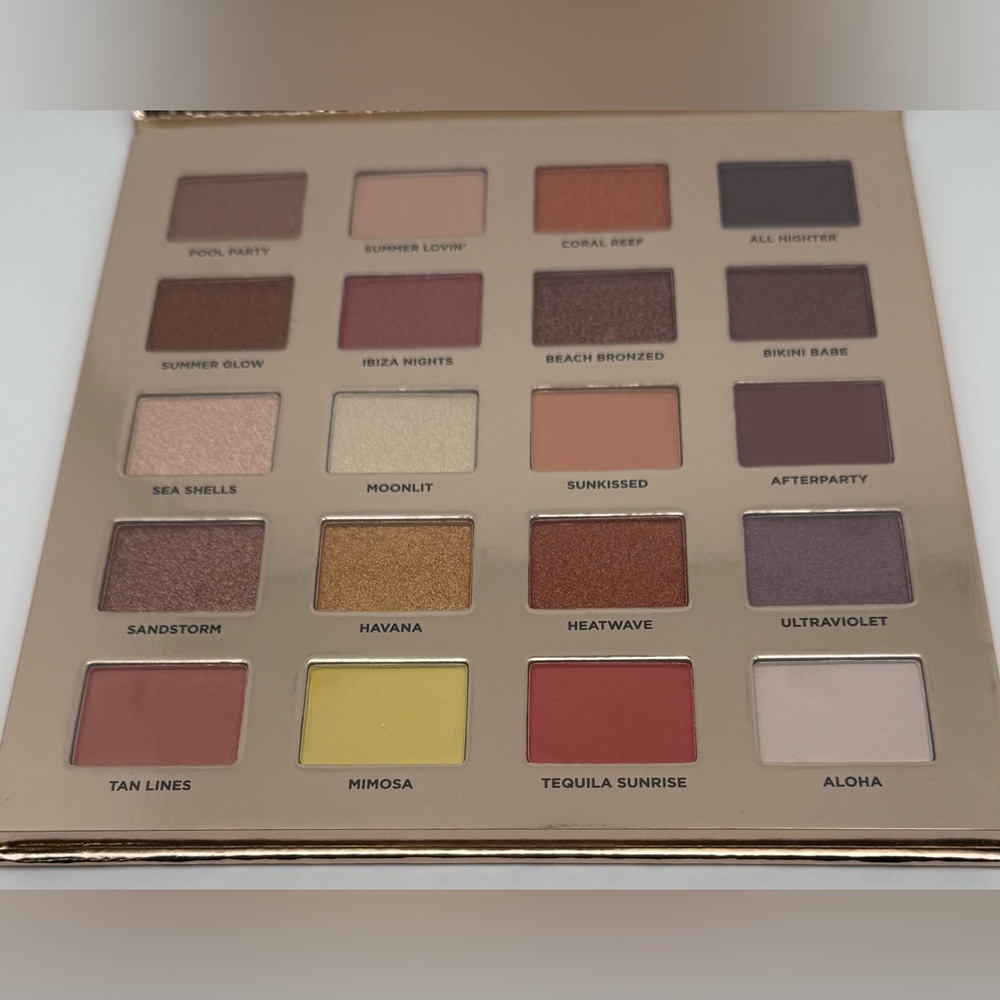 ICONIC London - Sunset To Sunrise Eyeshadow Palette 20 Shades